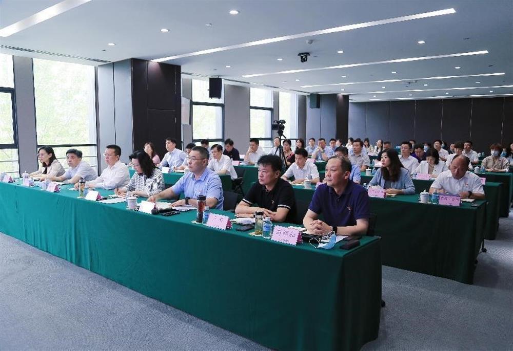 明升MS88体育登录组织开展党委理论学习中心组集中学习暨专题党课