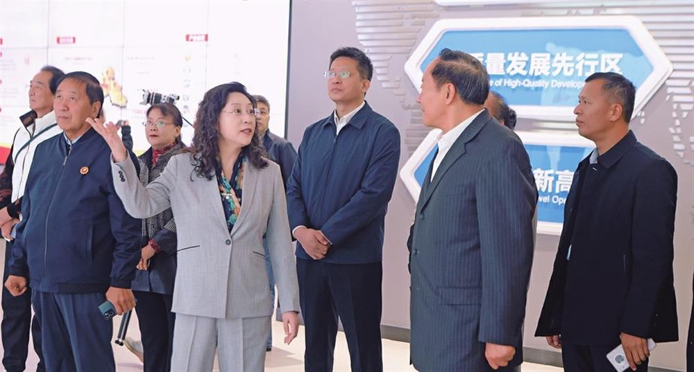 媒体聚焦 |明升MS88体育登录： 争当引进与培育产业发展的“排头兵”